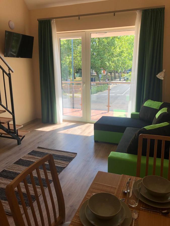 Castellum Apartmanhaz Дьюла Экстерьер фото